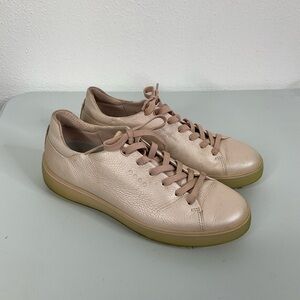 Ecco Pink Golf Hydromax Shoes‎ Size 38